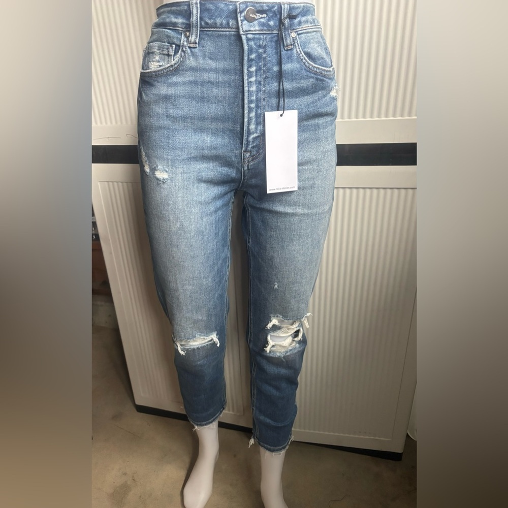 Classic Blue Cropped Jeans